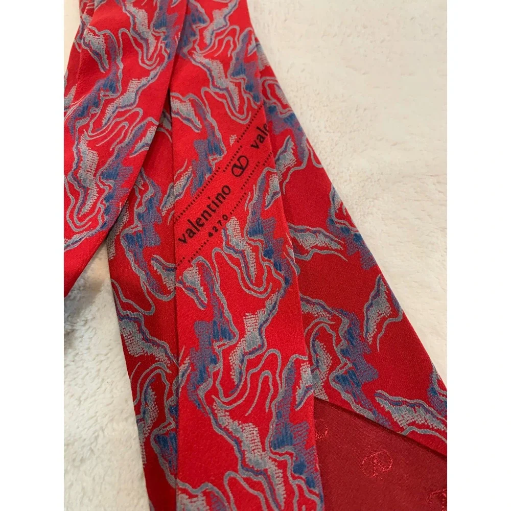 Valentino red blue